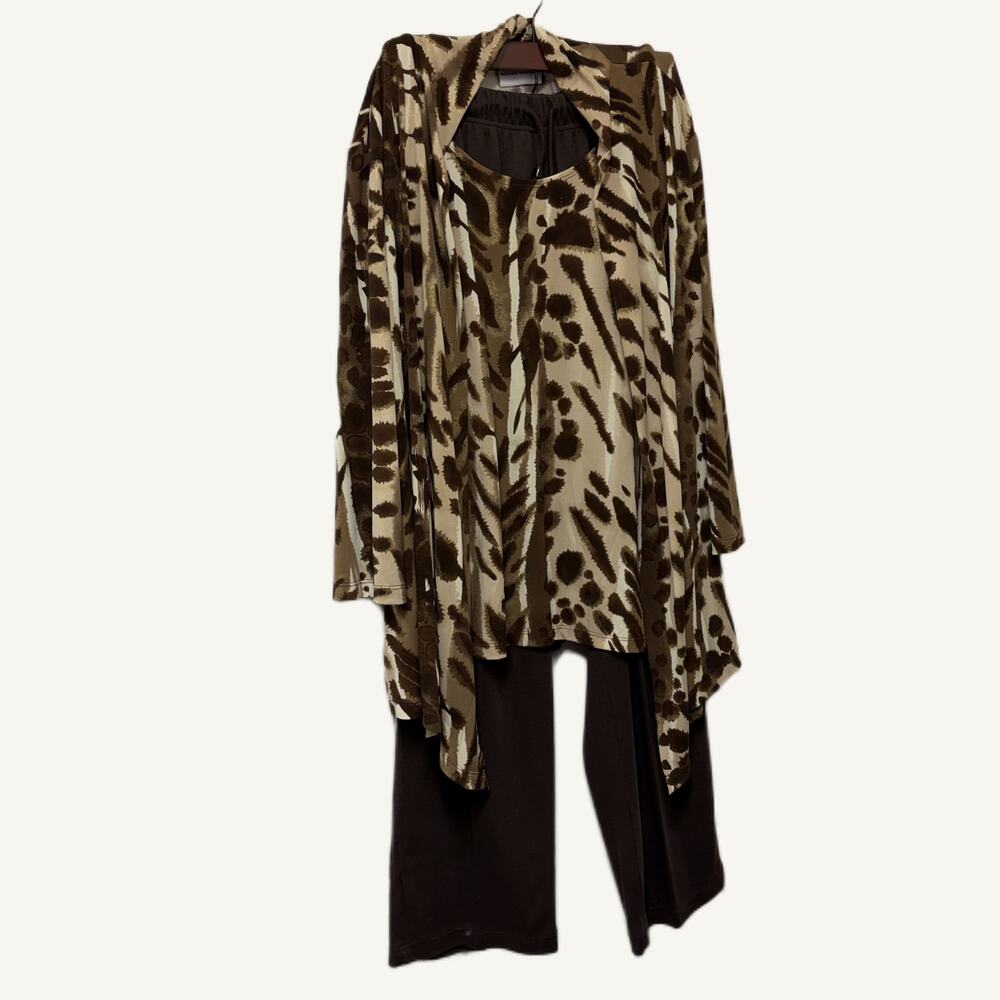 Alfred Dunner Animal Print Open Face 2-in-1 w/ Sewn-In Shirt & Brown Pants Set
